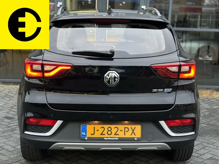 MG ZS EV Luxury 45 kWh