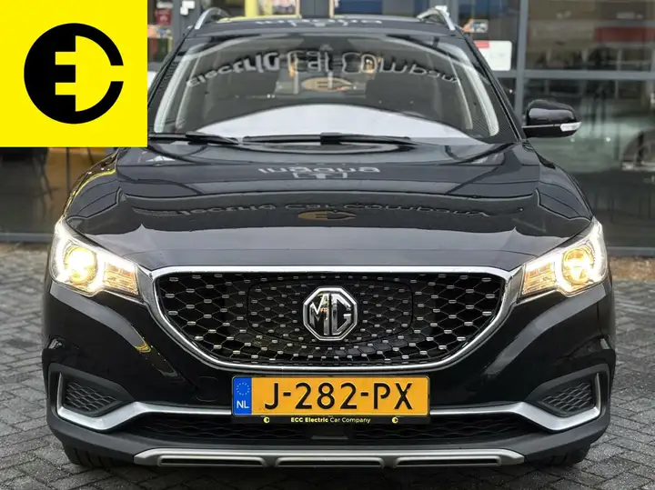 MG ZS EV Luxury 45 kWh